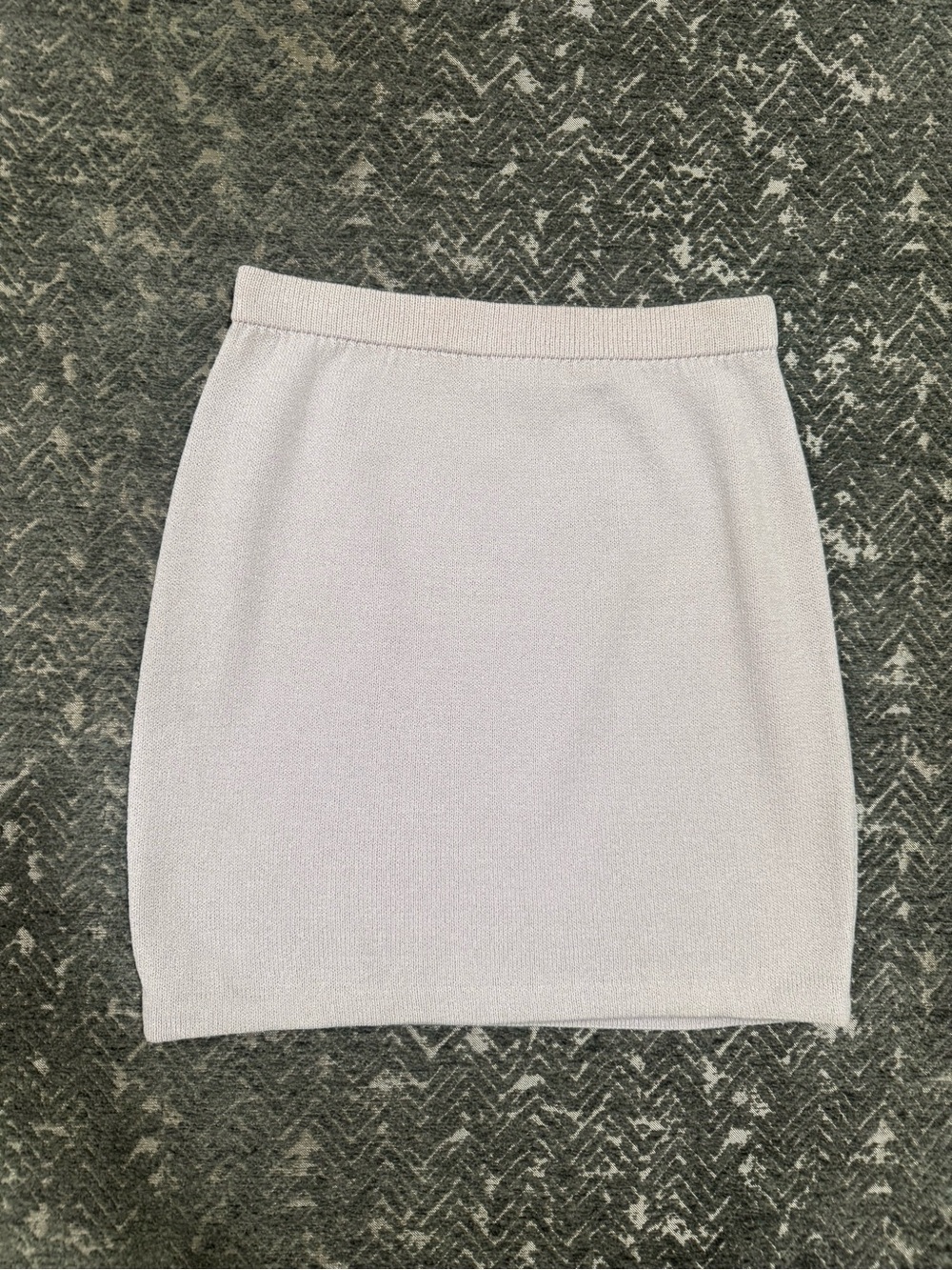 St. John Knit Mini Skirt (Size 2)